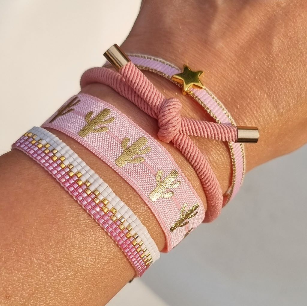armband-roze-elastisch-cactus-ibiza-boho-style-fashion-sieraden-webshop