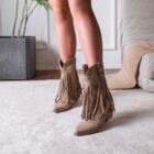 ibiza-cowboylaarzen-met-franjes-beige