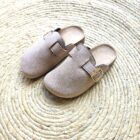 kids-clogs-met-gesp-beige